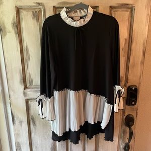 Zadie B’s Top. Size XL